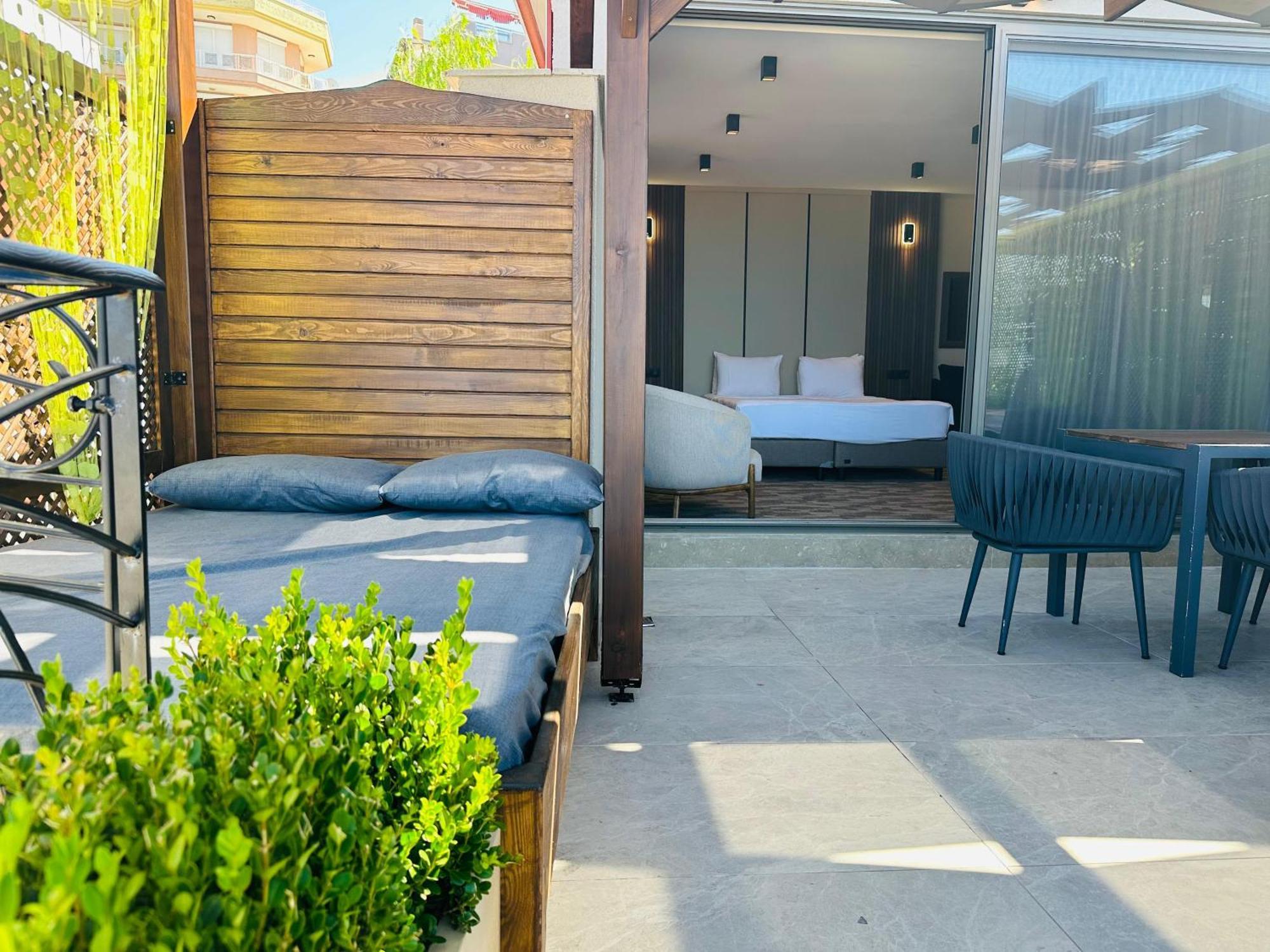 Monalisa Hotels Kusadasi Exterior photo