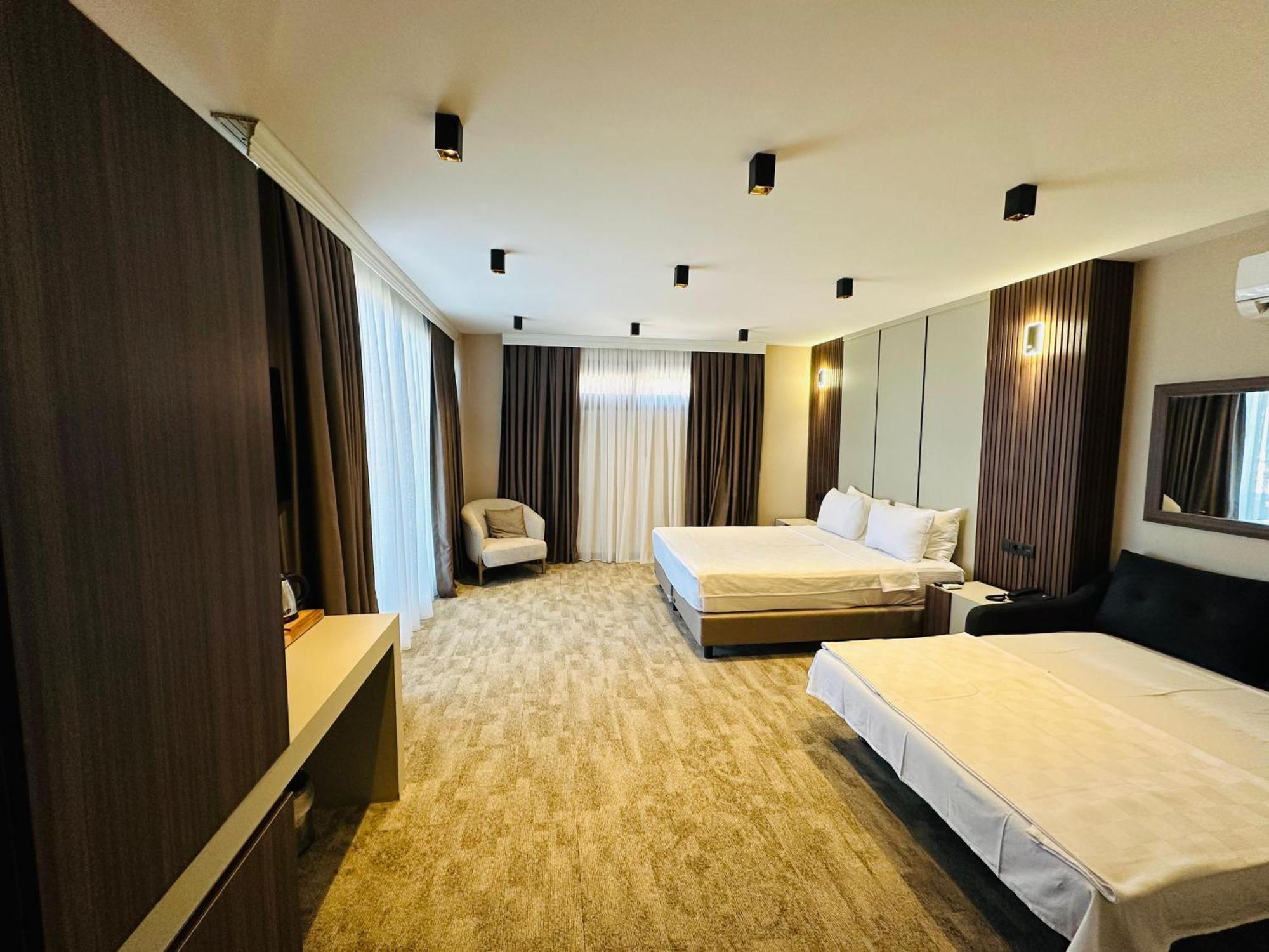 Monalisa Hotels Kusadasi Exterior photo