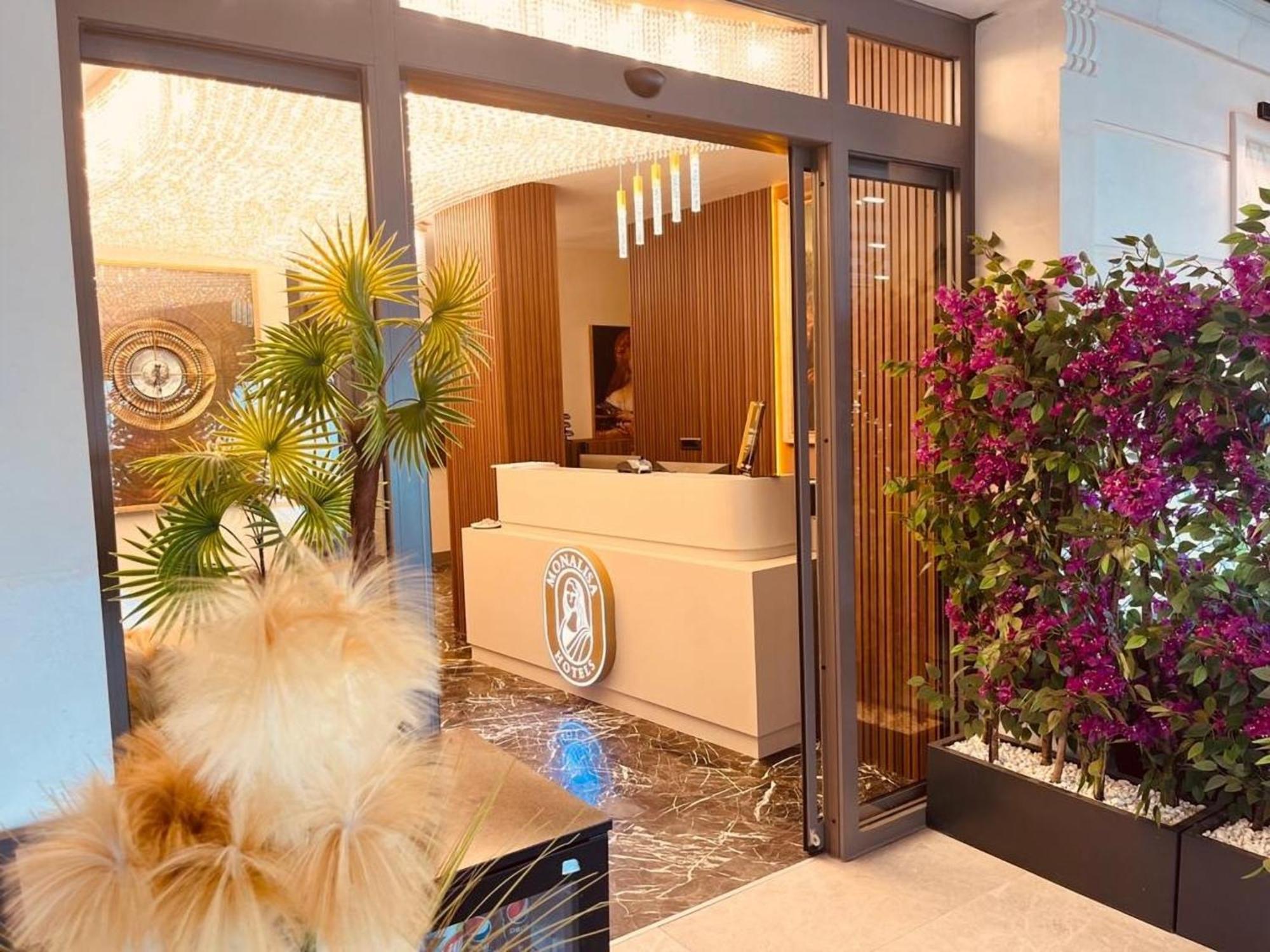 Monalisa Hotels Kusadasi Exterior photo
